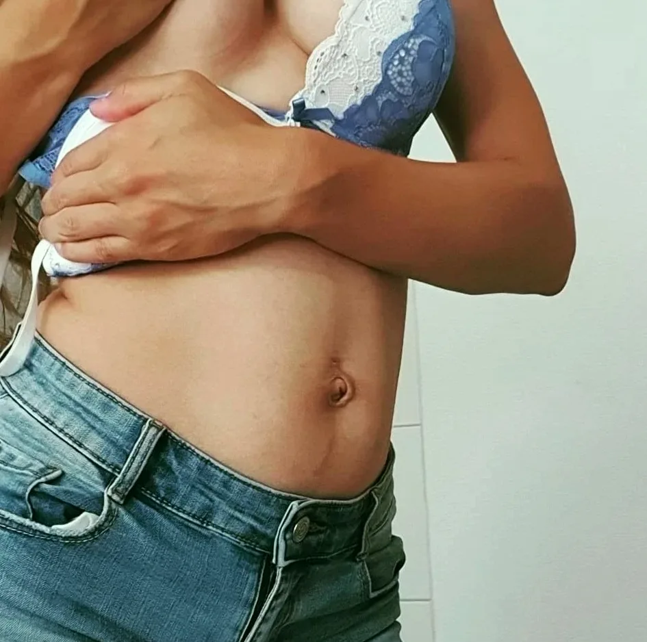 Anja, 28