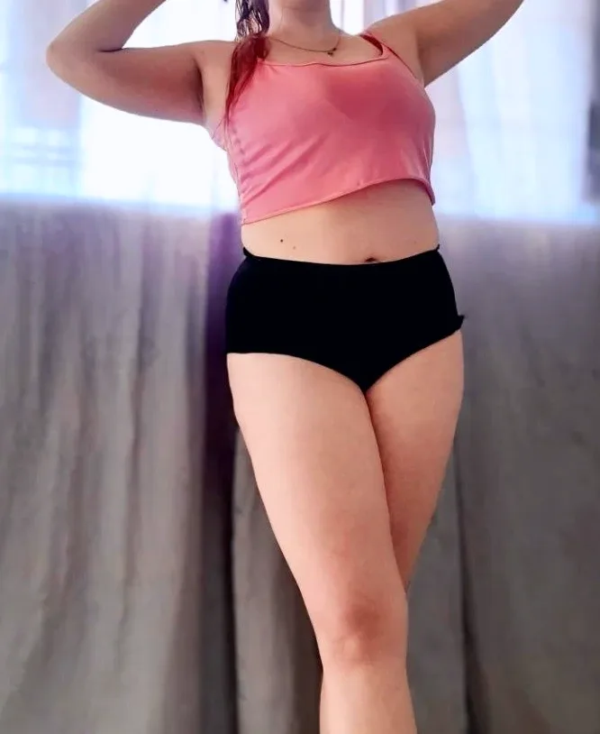 Sophia, 27
